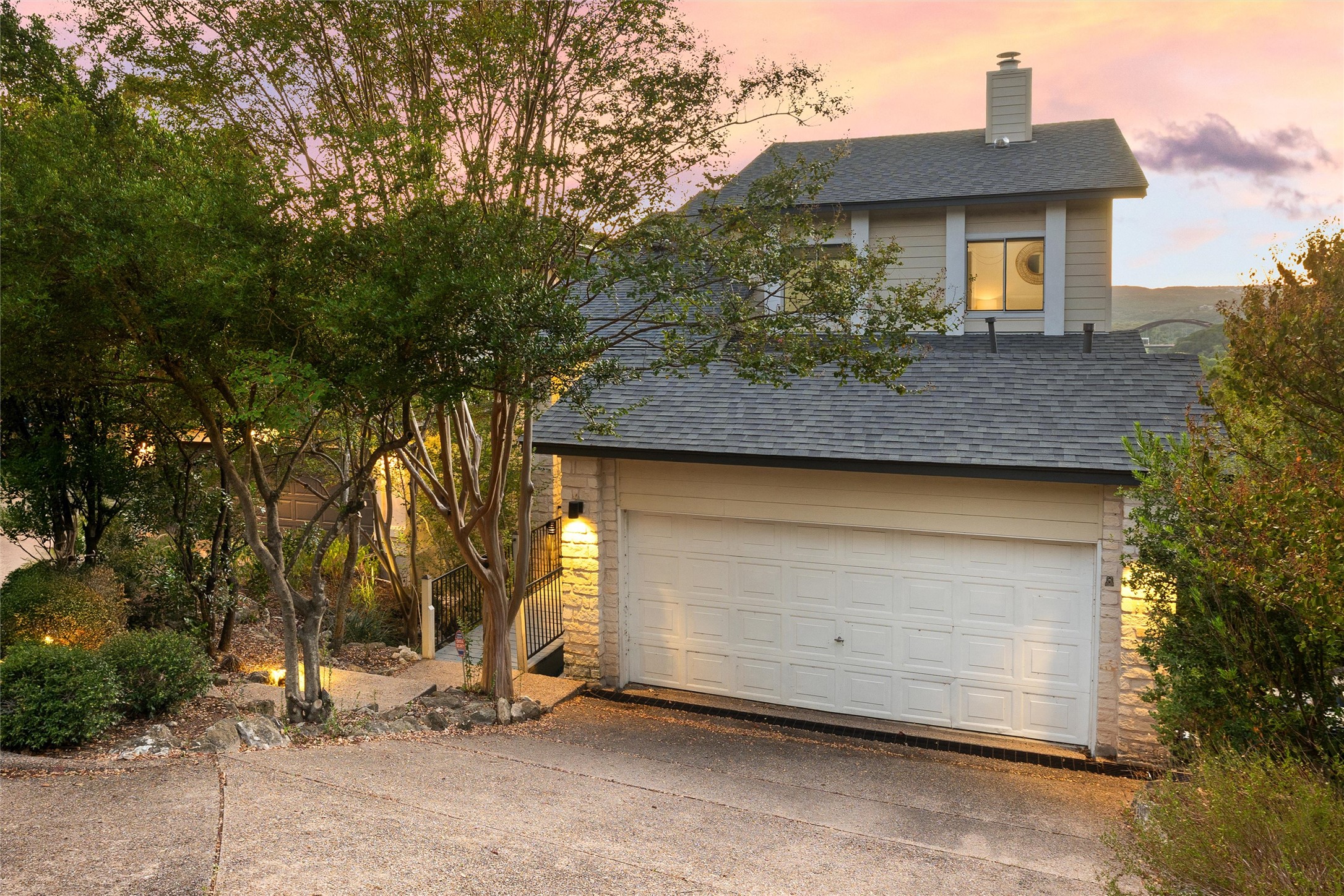 5926 Northwest Place Austin, TX 78731 - Photo 38 of 40 a front view of a house