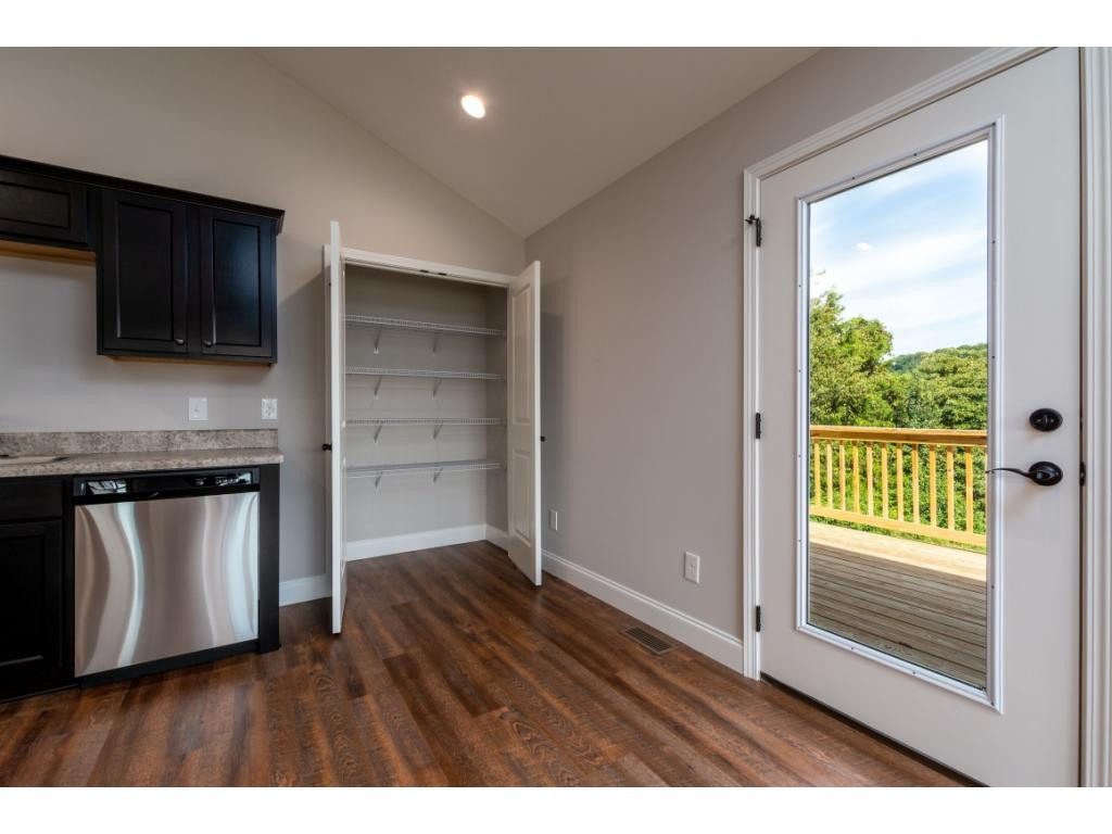 2910 Southbridge Road Kingsport, TN 37664 - Photo 18 of 21 Photo 20