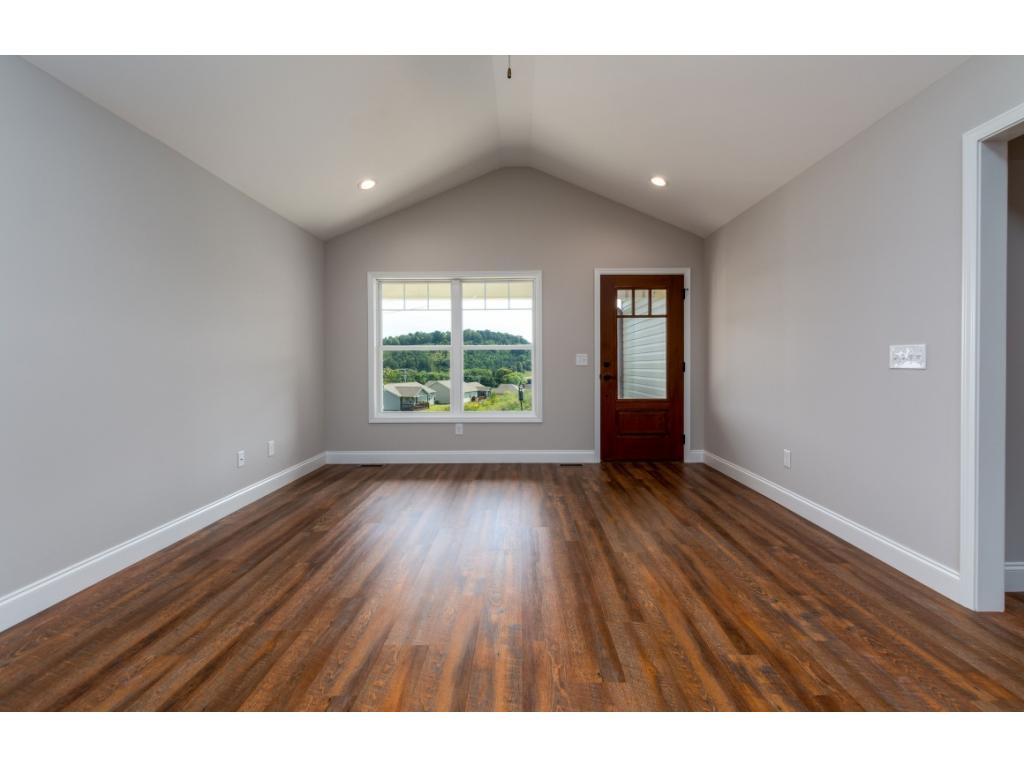 2910 Southbridge Road Kingsport, TN 37664 - Photo 8 of 21 Photo 8