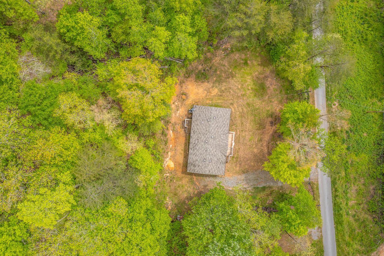 1518 Steve Brown Road Bean Station, TN 37708 - Photo 7 of 21 Exterior-9