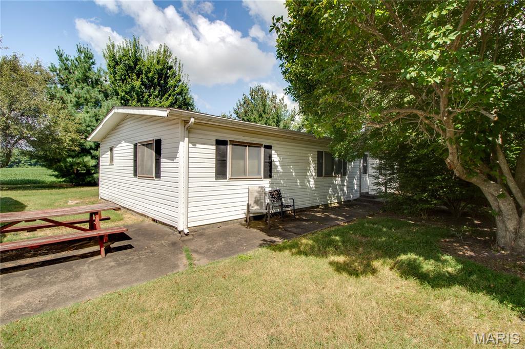 403 West Mill Street Marissa, IL 62257 - Photo 25 of 43