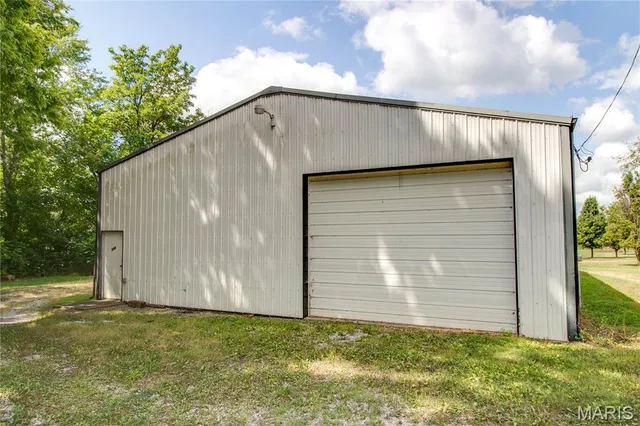 $180,000 | 403 West Mill Street, Marissa, IL 62257