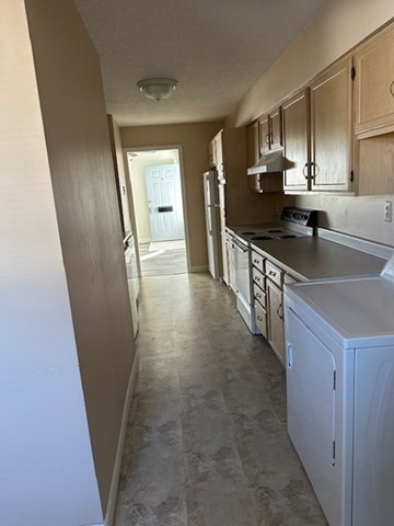 48 Andersen Road, Unit 48 Chicopee, MA 01022 - Photo 16 of 24