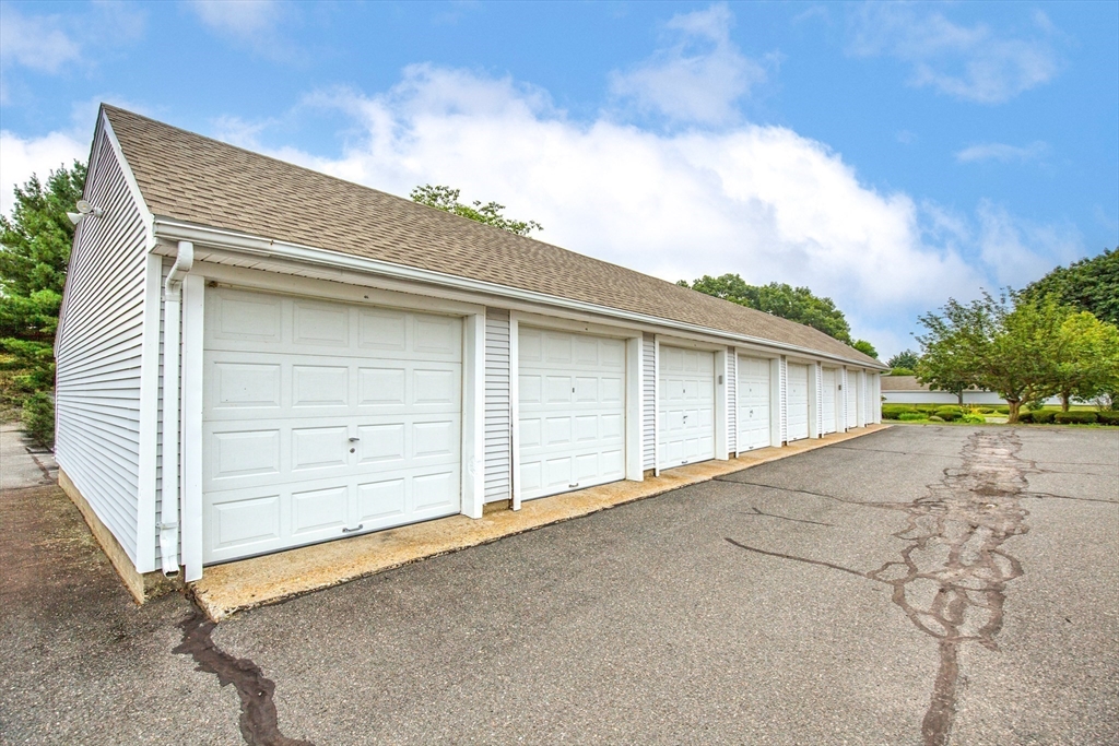 48 Andersen Road, Unit 48 Chicopee, MA 01022 - Photo 19 of 24