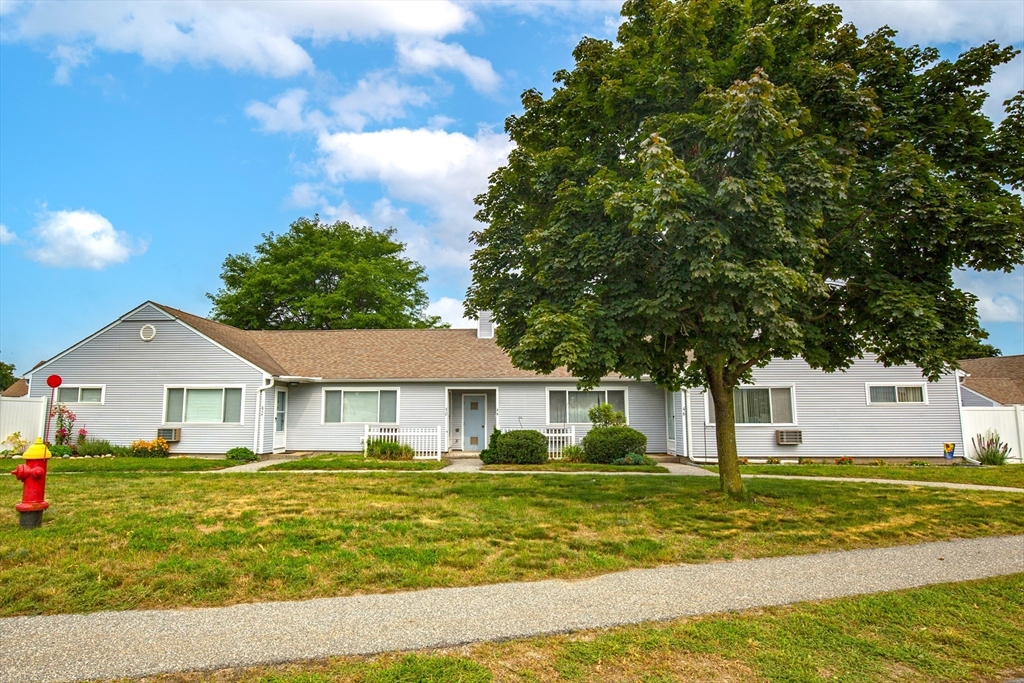 48 Andersen Road, Unit 48 Chicopee, MA 01022 - Photo 2 of 24