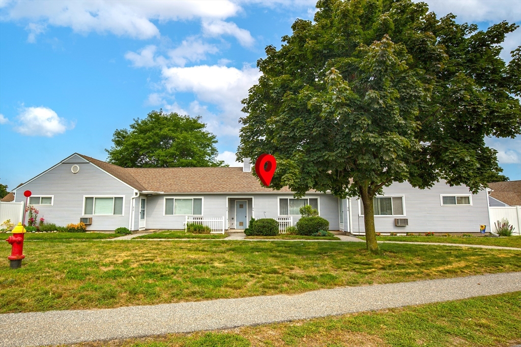 48 Andersen Road, Unit 48 Chicopee, MA 01022 - Photo 3 of 24