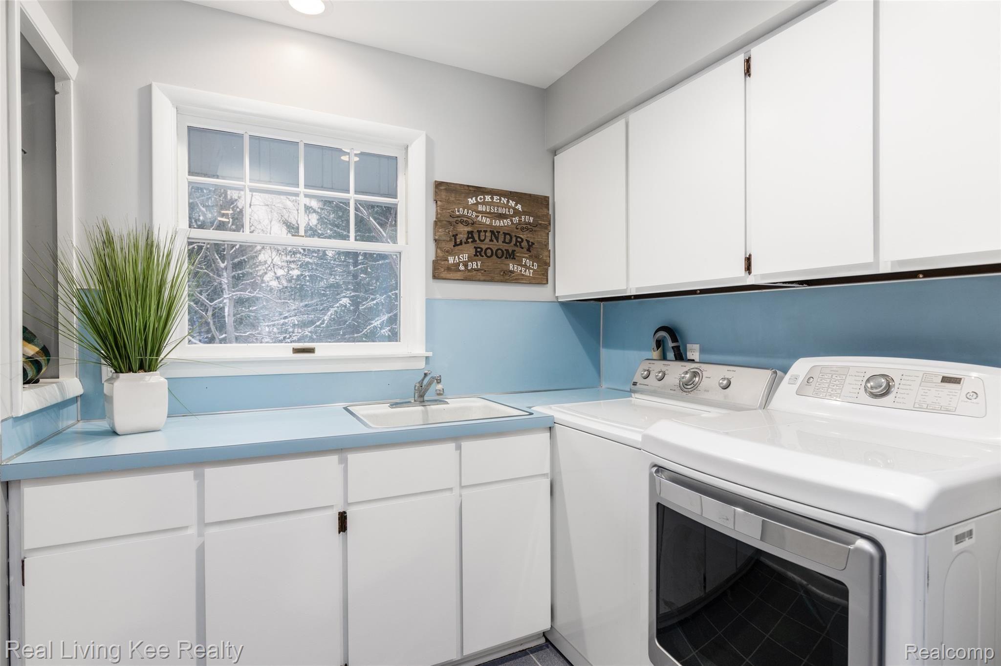3942 South Ellamae Road Rochester, MI 48306 - Photo 17 of 54 Ellamae-20.jpg