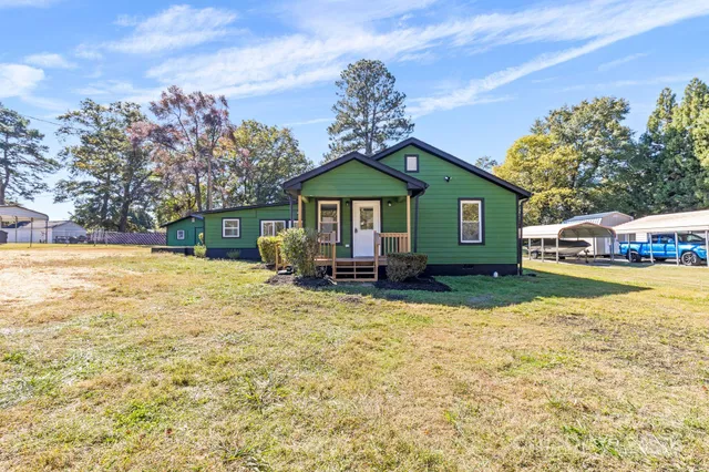 $319,000 | 108 East Main Street, Belmont, NC 28012