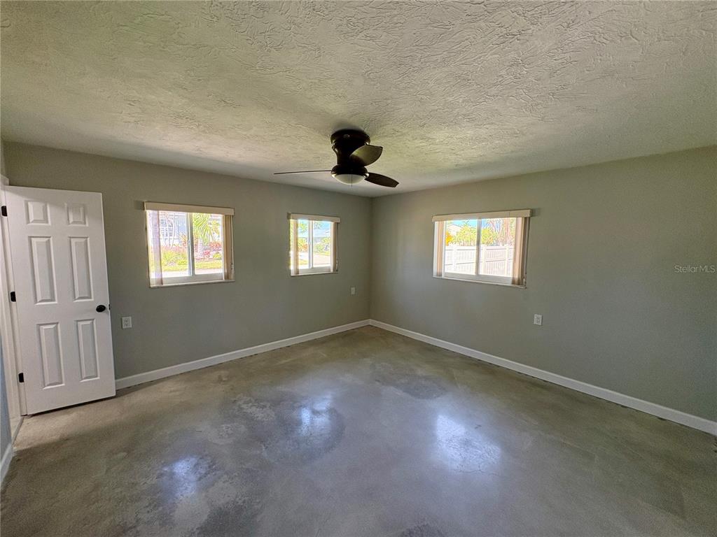 4342 Pompano Lane Palmetto, FL 34221 - Photo 12 of 25