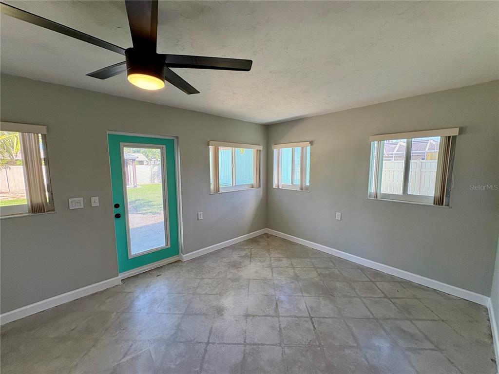 4342 Pompano Lane Palmetto, FL 34221 - Photo 18 of 25