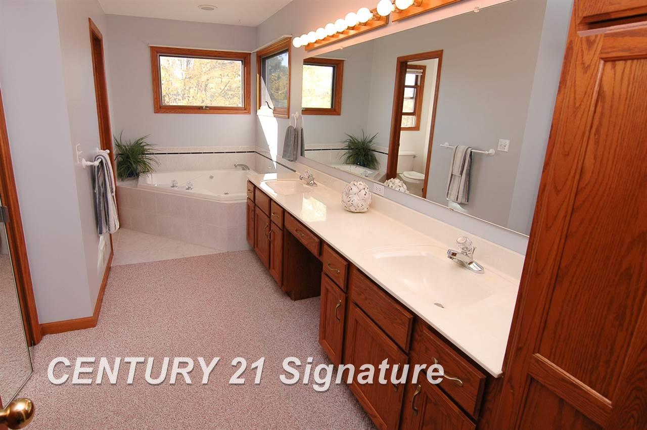 219 Colorado Ridge Hemlock, MI 48626 - Photo 18 of 28