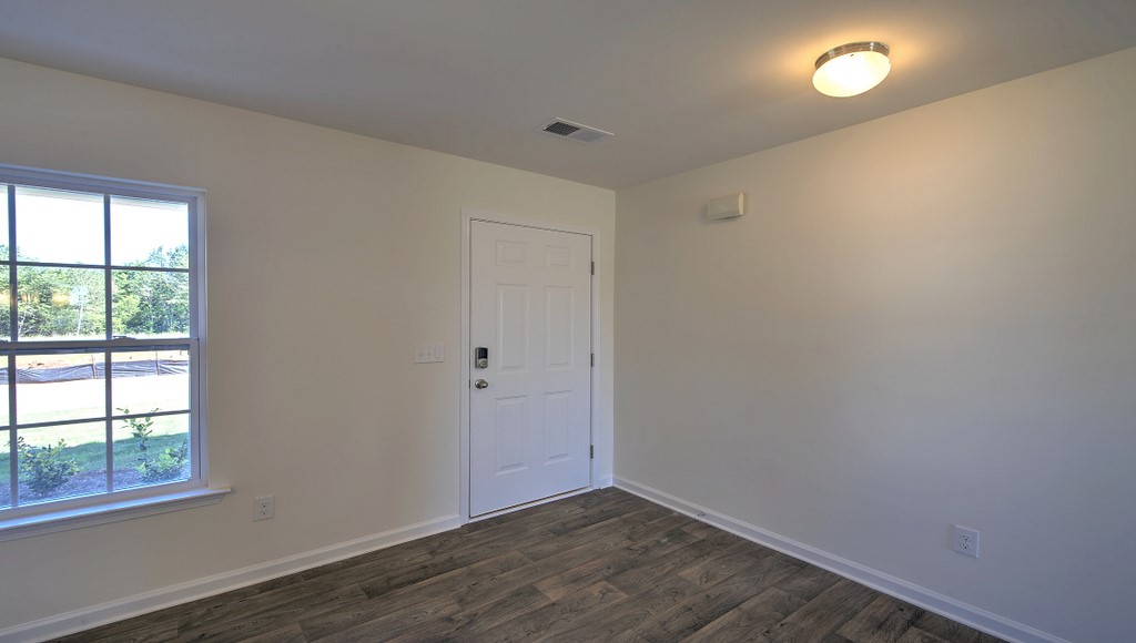 221 Hillendale Way Pelzer, SC 29669 - Photo 38 of 48