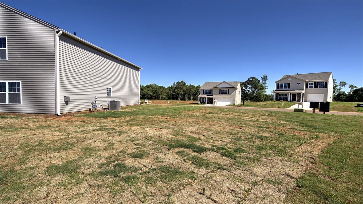 221 Hillendale Way Pelzer, SC 29669 - Photo 6 of 48