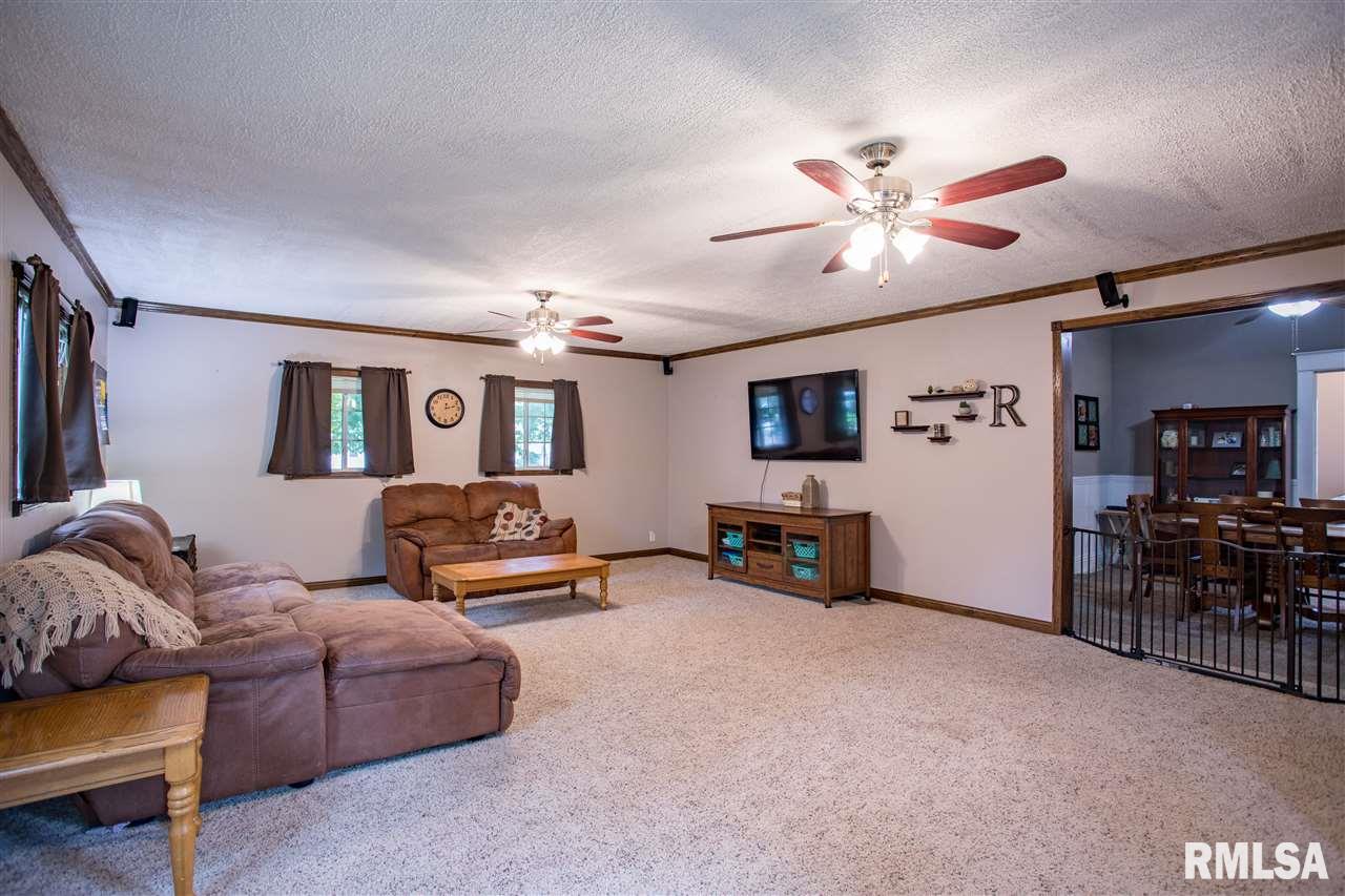 1202 13th Street Viola, IL 61486 - Photo 8 of 19 Gallery Image 8
