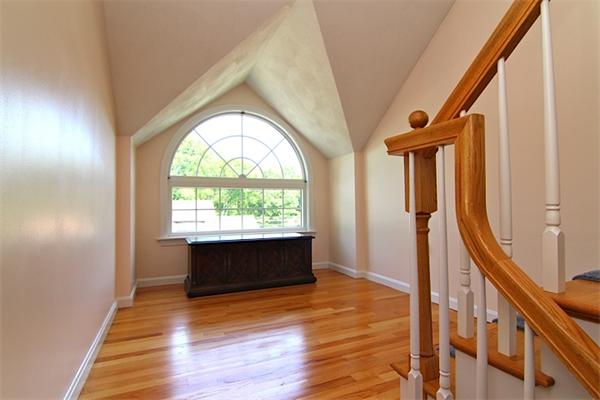 14 Hall Road Stoneham, MA 02180 - Photo 12 of 20 Gallery Image 12