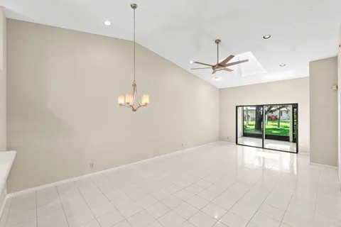 $365,000 | 6099 Kings Gate Circle, Delray Beach, FL 33484