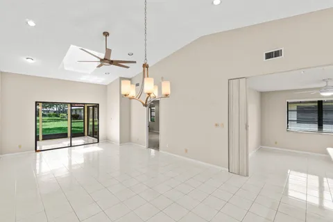 $365,000 | 6099 Kings Gate Circle, Delray Beach, FL 33484