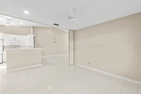 $365,000 | 6099 Kings Gate Circle, Delray Beach, FL 33484