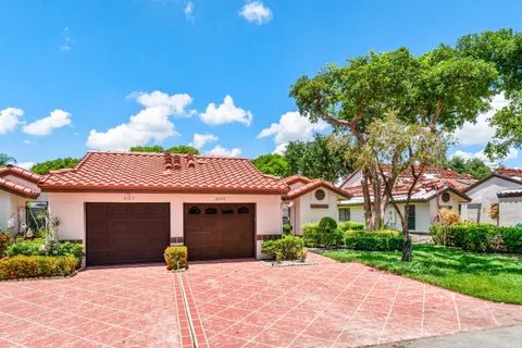 $365,000 | 6099 Kings Gate Circle, Delray Beach, FL 33484