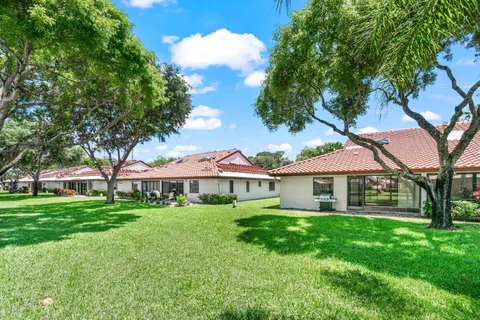 $365,000 | 6099 Kings Gate Circle, Delray Beach, FL 33484