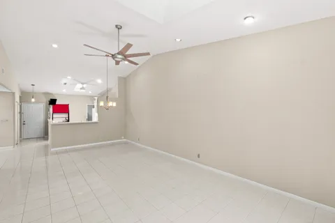 $365,000 | 6099 Kings Gate Circle, Delray Beach, FL 33484