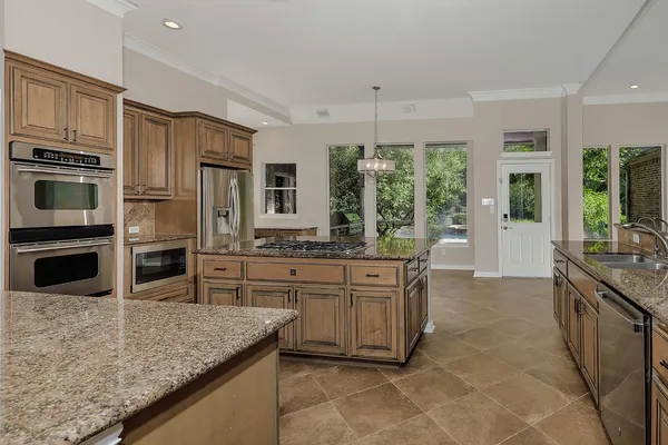 $6,500 | 50 Marquise Oaks Place, The Woodlands, TX 77382