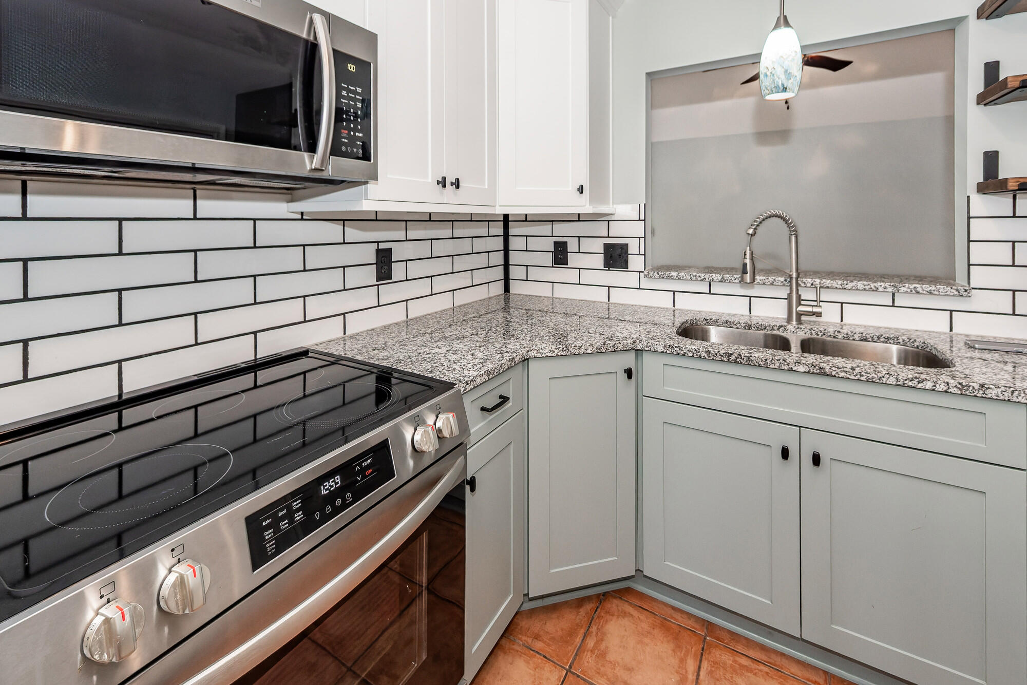 1333 Mapleton Avenue Charleston, SC 29412 - Photo 16 of 56 17