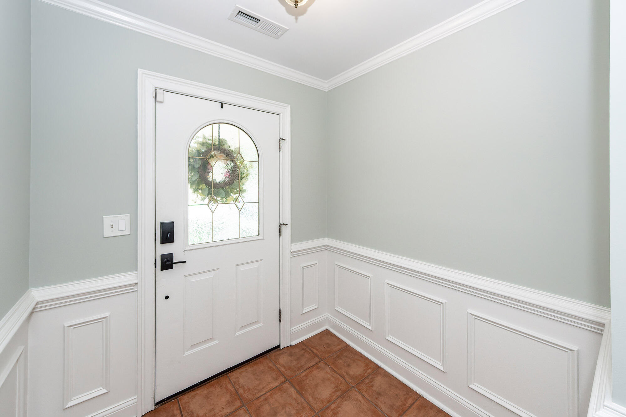 1333 Mapleton Avenue Charleston, SC 29412 - Photo 4 of 56 04