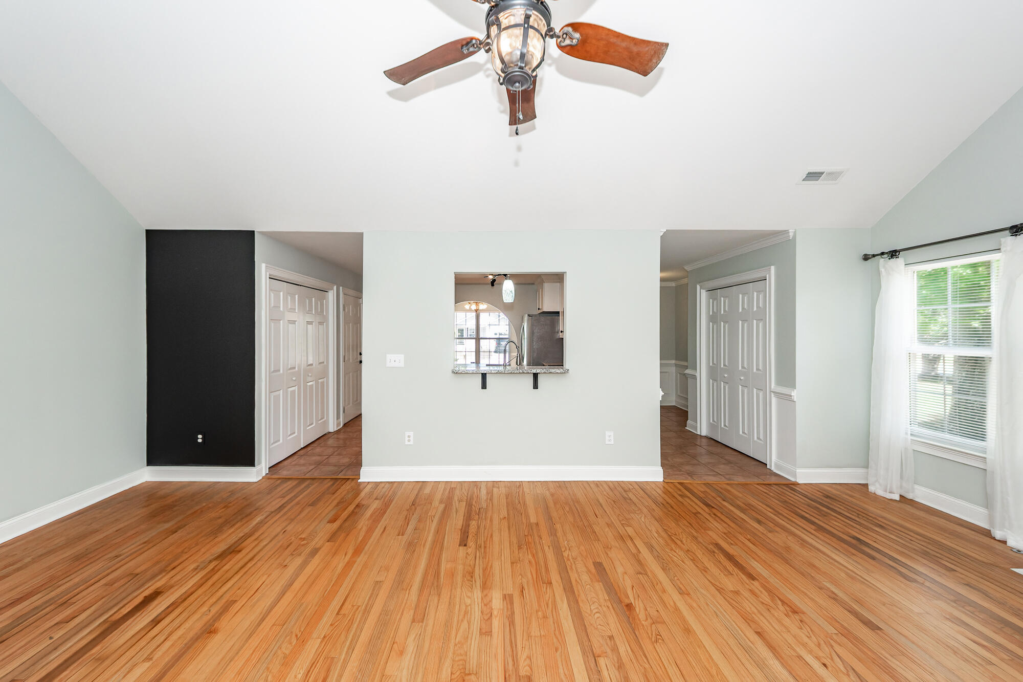 1333 Mapleton Avenue Charleston, SC 29412 - Photo 9 of 56 09