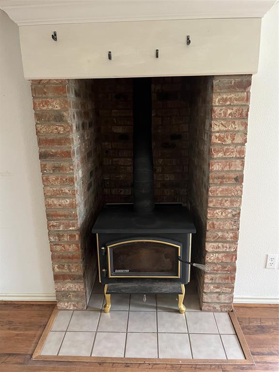 210 Vz County Road 2139 Canton, TX 75103 - Photo 17 of 18 a living room with a fireplace