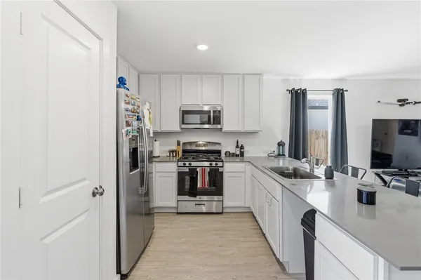 $2,100 | 2706 Lannister Lane, Corpus Christi, TX 78415