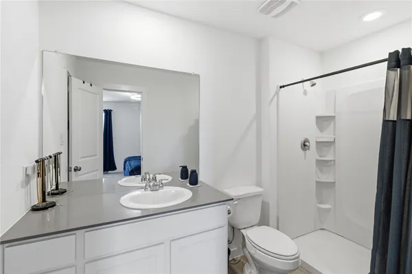 $2,100 | 2706 Lannister Lane, Corpus Christi, TX 78415