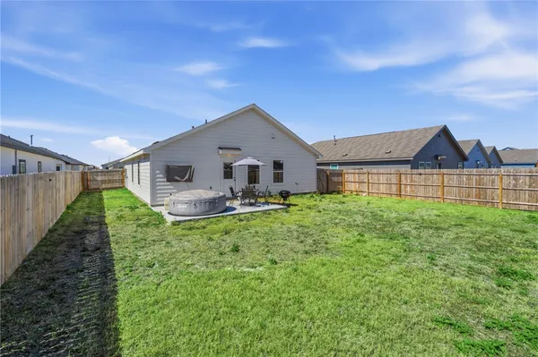 $2,100 | 2706 Lannister Lane, Corpus Christi, TX 78415