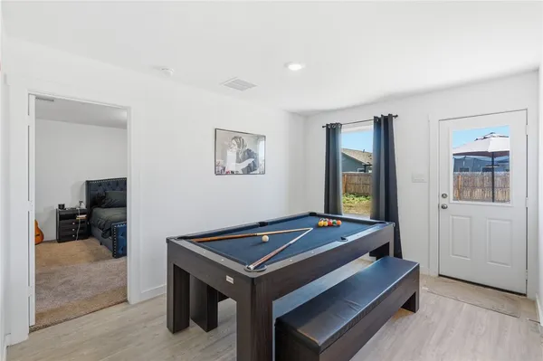 $2,100 | 2706 Lannister Lane, Corpus Christi, TX 78415