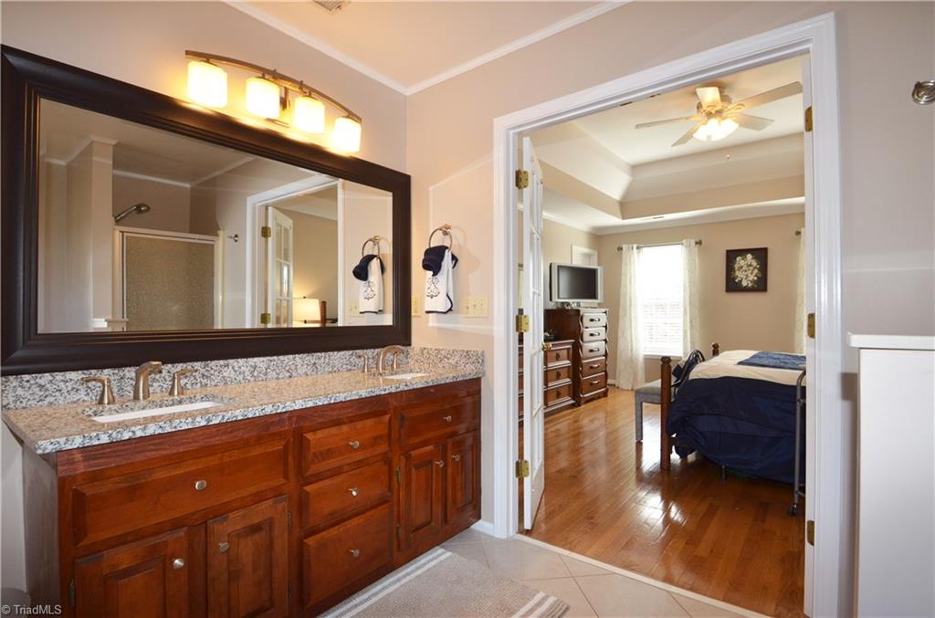 4121 Hawksmoore Road Winston-Salem, NC 27106 - Photo 15 of 25 Master bath