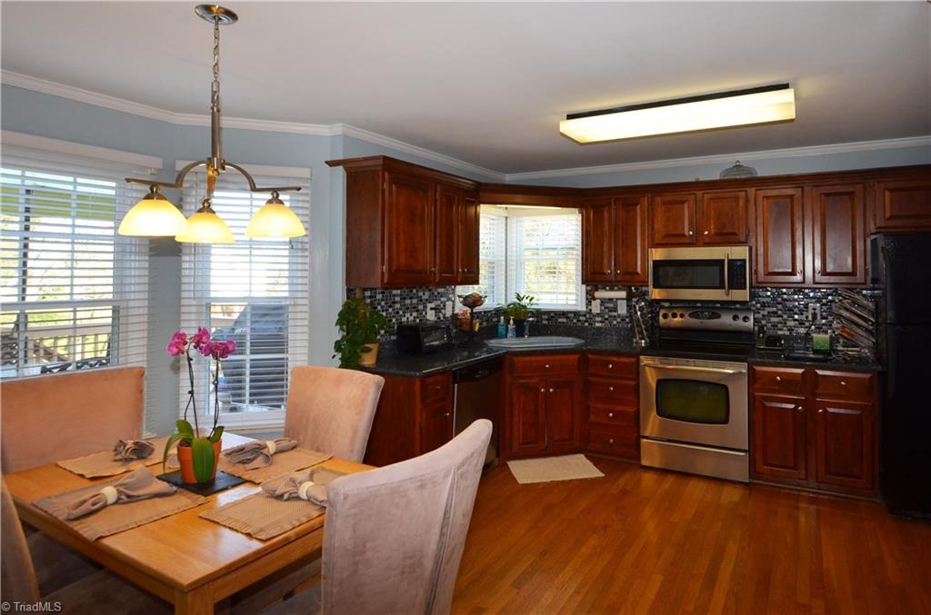 4121 Hawksmoore Road Winston-Salem, NC 27106 - Photo 7 of 25 Kitchen