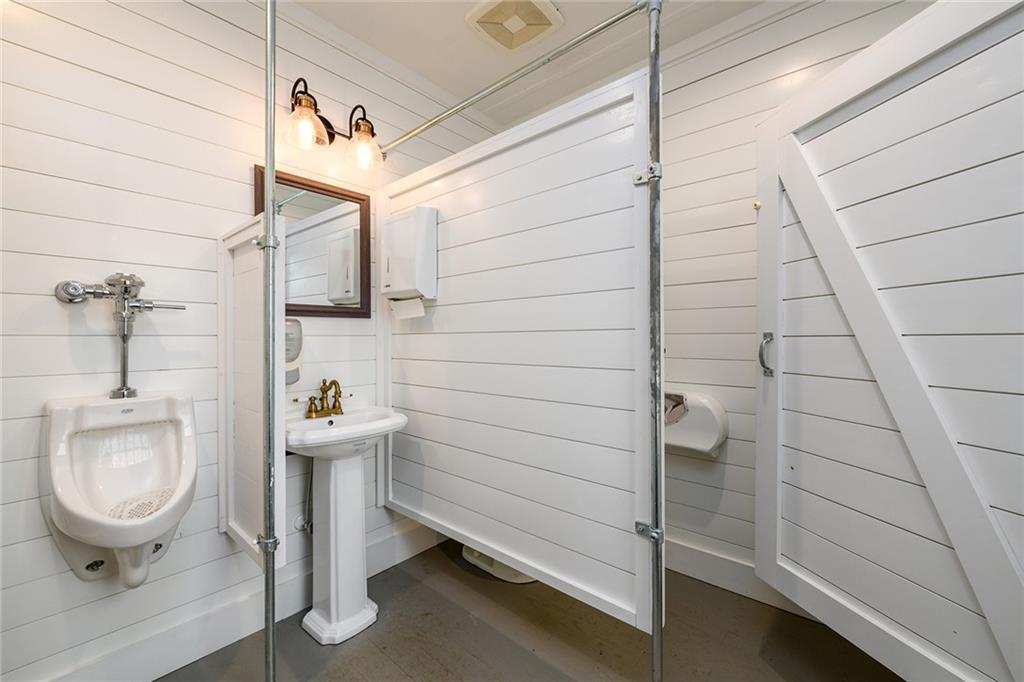 1526 Highway 255 Sautee Nacoochee, GA 30571 - Photo 27 of 61 a bathroom with a toilet and a sink