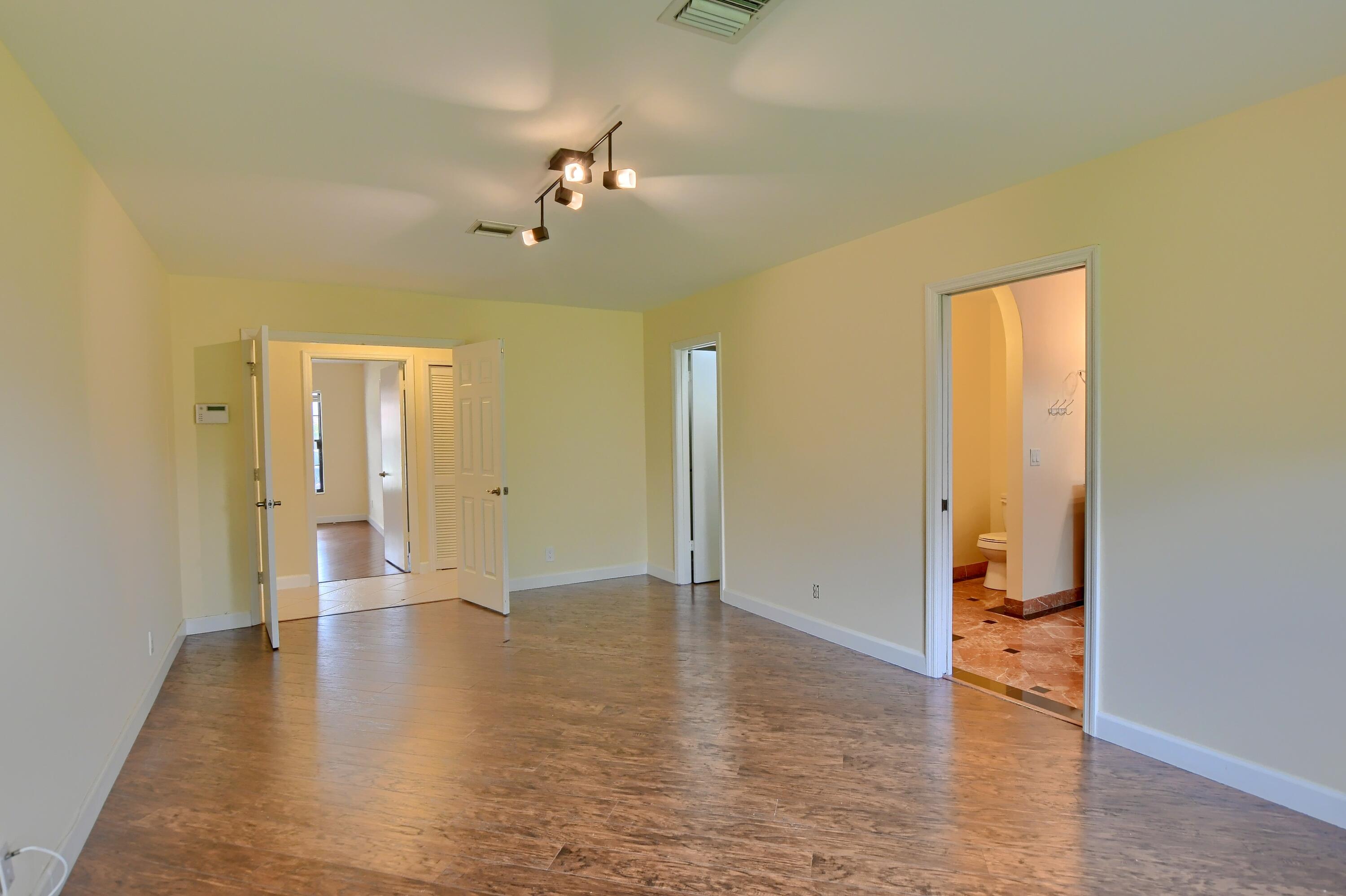 9744 Majorca Place Boca Raton, FL 33434 - Photo 18 of 34 19_ebf_0984-hdr(5)