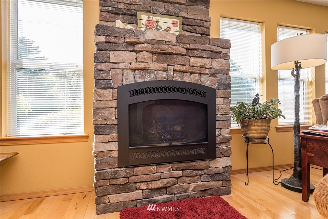 291 Klahhane Road Sequim, WA 98382 - Photo 4 of 40
