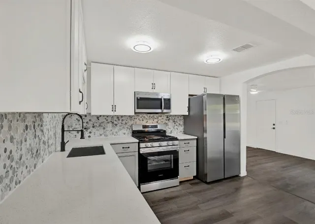 $420,000 | 1955 Gilbert Street, Clearwater, FL 33765