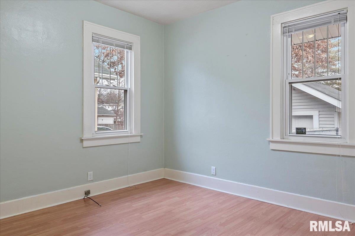 2014 Holmes Avenue Springfield, IL 62704 - Photo 13 of 28