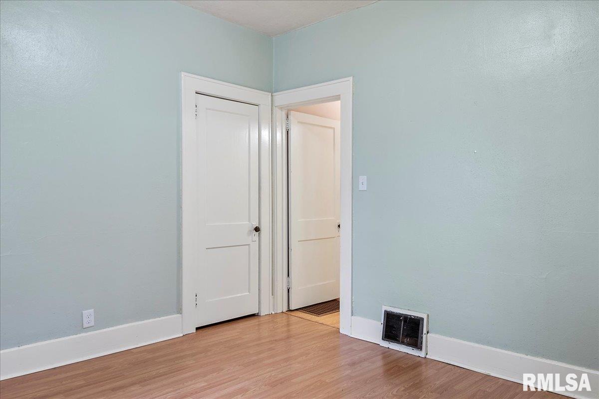 2014 Holmes Avenue Springfield, IL 62704 - Photo 14 of 28