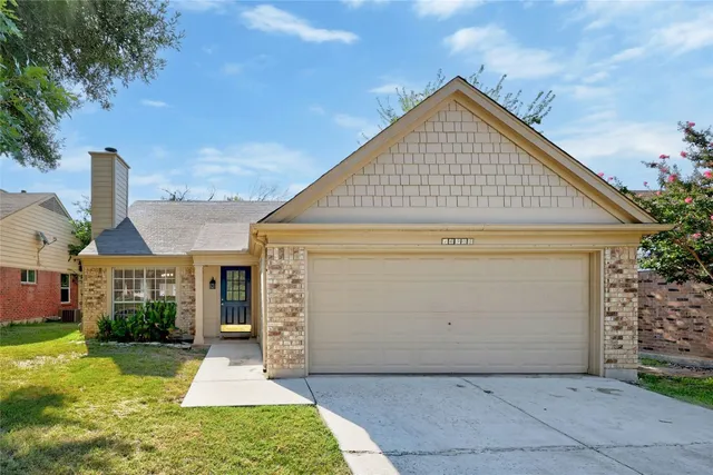 $299,900 | 16905 Columbine Street, Pflugerville, TX 78660