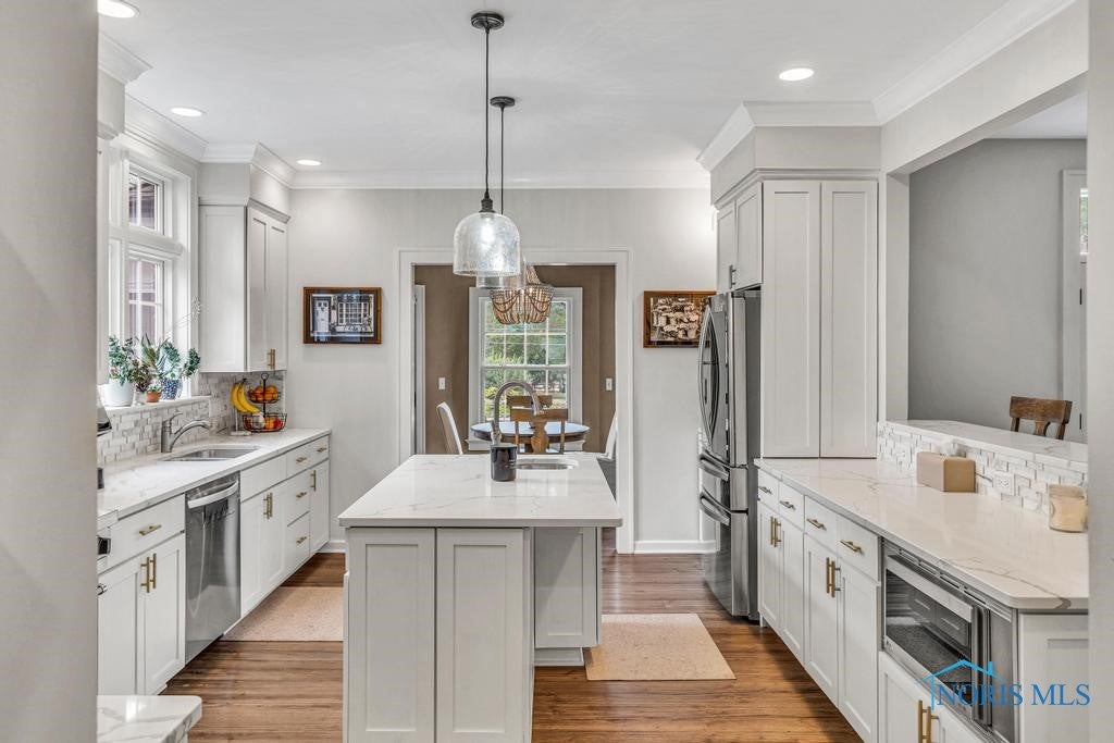 4331 Indian Road Toledo, OH 43615 - Photo 22 of 50 Kitchen