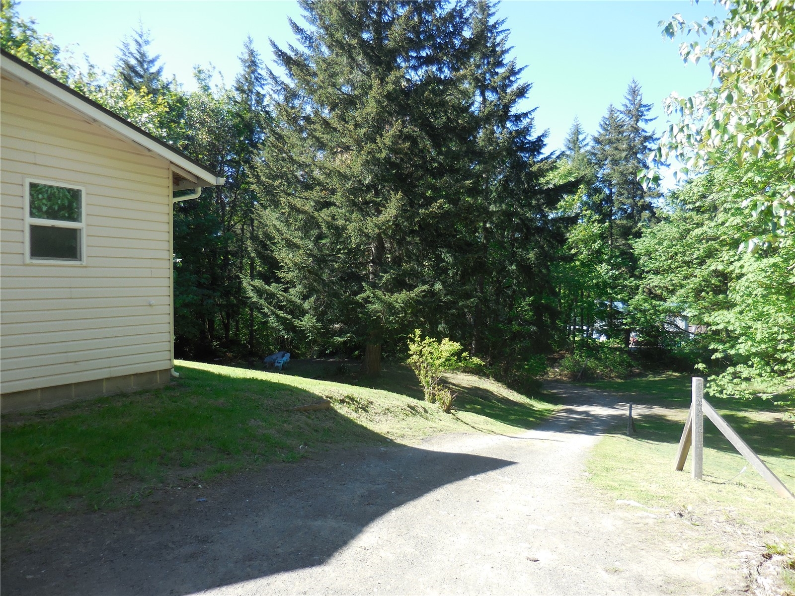 2507 Mountain View Road East Port Orchard, WA 98366 - Photo 10 of 40 Gallery Image 10
