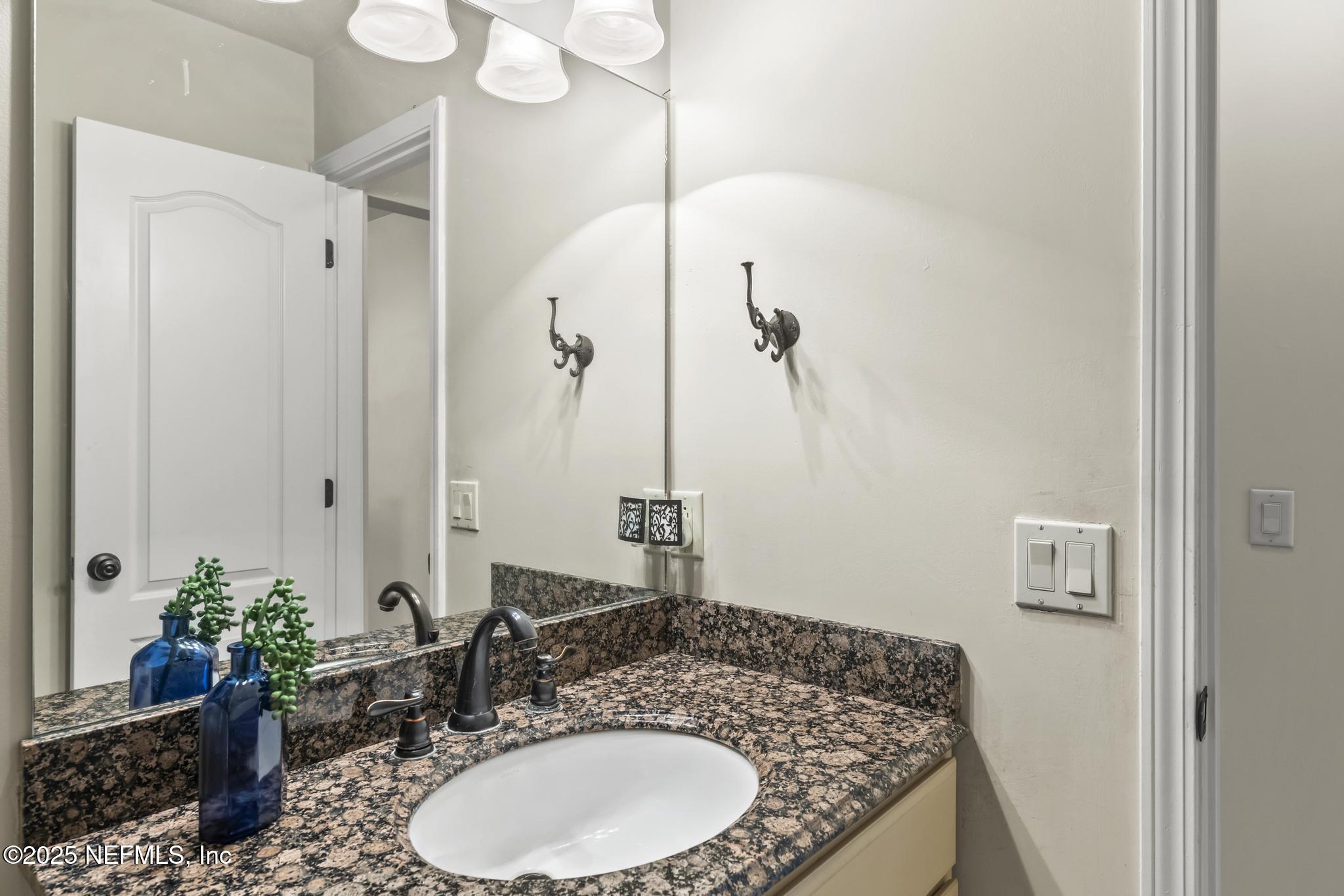 12638 Agatite Road Jacksonville, FL 32258 - Photo 61 of 87 Hall bath 4
