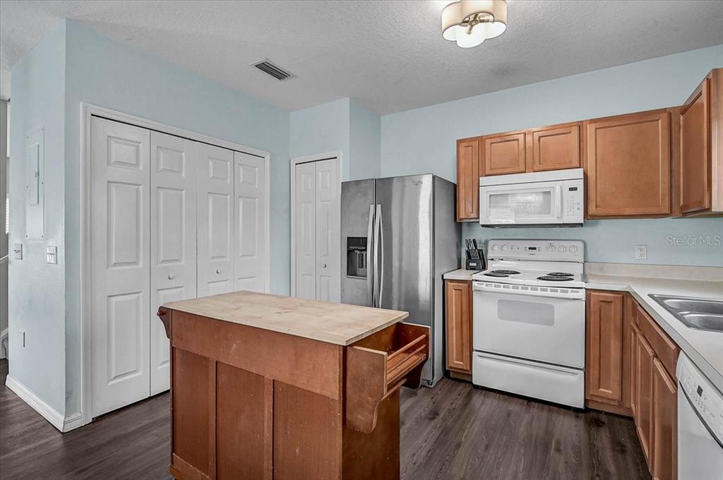 14931 Amberjack Terrace Lakewood Ranch, FL 34202 - Photo 11 of 40
