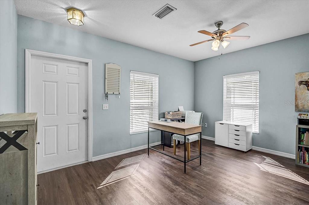14931 Amberjack Terrace Lakewood Ranch, FL 34202 - Photo 6 of 40