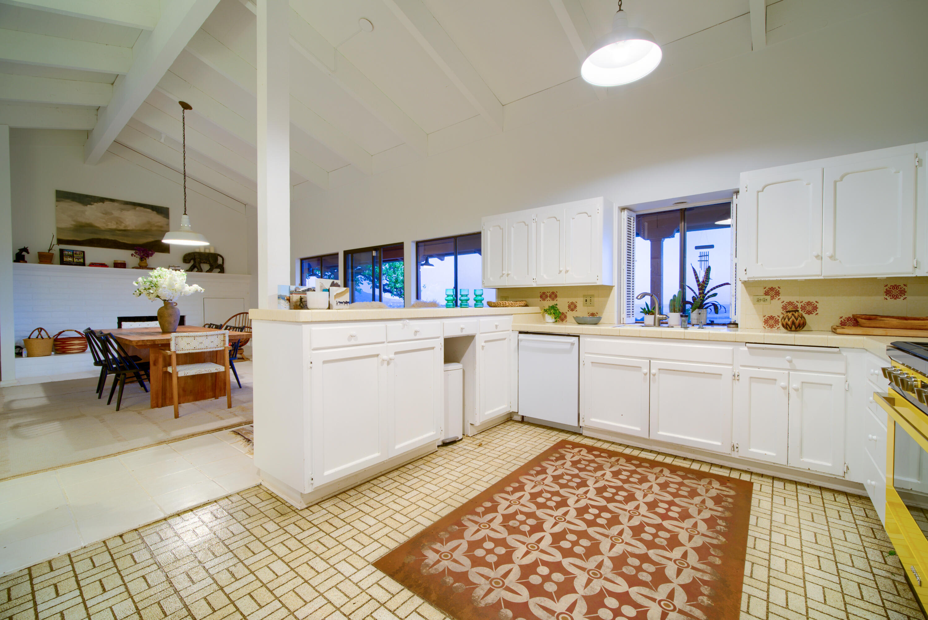 3330 Foothill Road Carpinteria, CA 93013 - Photo 25 of 78 kitchen and dining