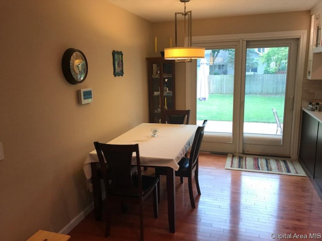 126 White Birch Road Springfield, IL 62712 - Photo 10 of 35